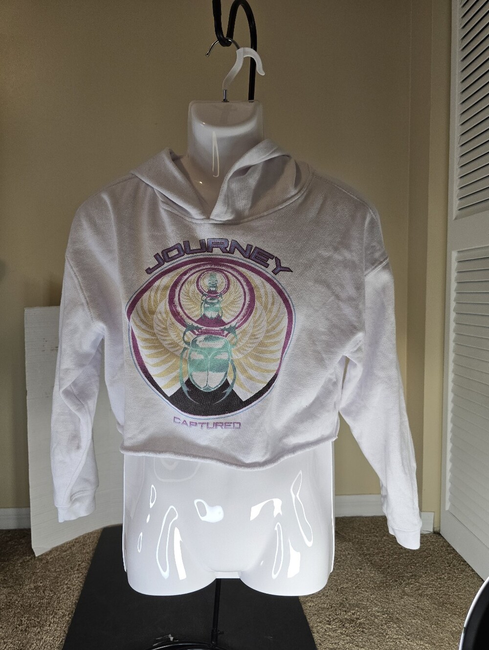 Women's Journey cropped pullover hoodie size Medium